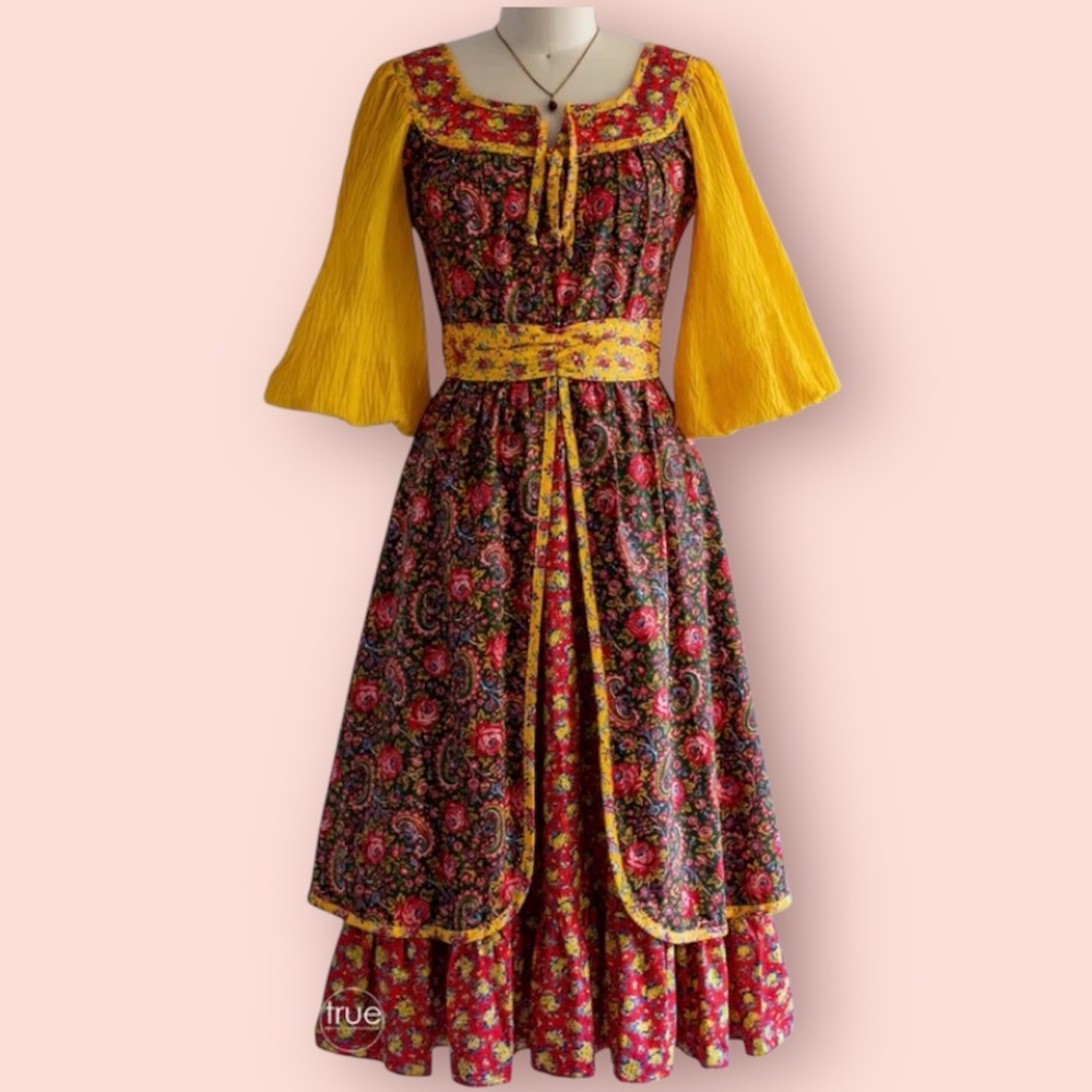 JODY T CALIFORNIA vintage dress cotton calico prairie made in USA YELLOW RED